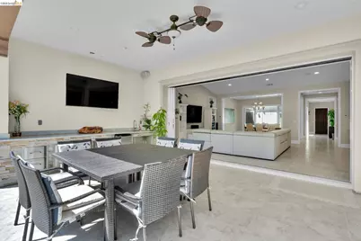 2277 Reserve Dr, Brentwood, CA 94513 - Photo 12
