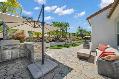2277 Reserve Dr, Brentwood, CA 94513 - Photo 42