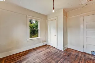 2219 Derby St, Berkeley, CA 94705 - Photo 36