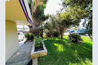 25132 Del Mar Ave, Hayward, CA 94542 - Photo 18