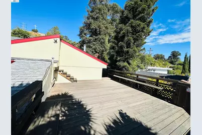25132 Del Mar Ave, Hayward, CA 94542 - Photo 16