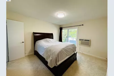 25132 Del Mar Ave, Hayward, CA 94542 - Photo 12