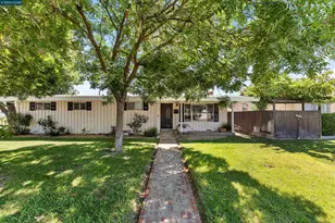 700 Real Ave, Newman, CA 95360 - Photo 1