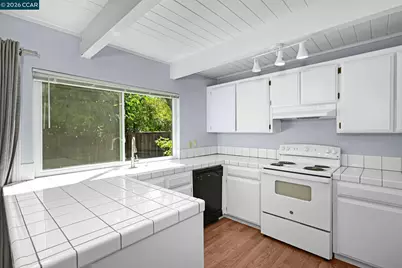 1952 Oak Grove Rd, Walnut Creek, CA 94598 - Photo 14