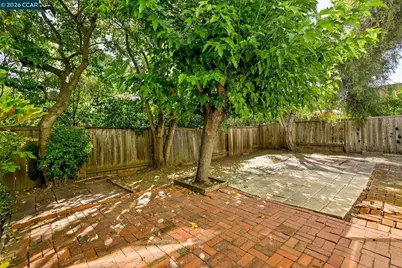 1952 Oak Grove Rd, Walnut Creek, CA 94598 - Photo 22
