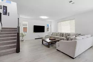 5444 Hames Valley Ln, Antioch, CA 94531 - Photo 6