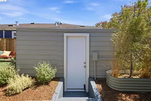 2635 Mathews St, Berkeley, CA 94702 - Photo 86