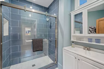2635 Mathews St, Berkeley, CA 94702 - Photo 44