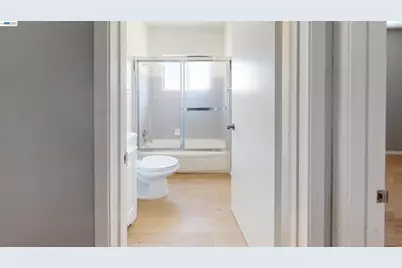 2858 Brookdale Ave, Oakland, CA 94602 - Photo 12