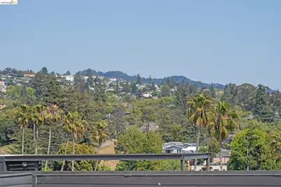 4432 Howe St, Oakland, CA 94611 - Photo 14