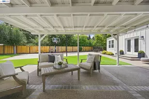 14 Liberta Ct, Danville, CA 94526 - Photo 22