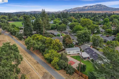 14 Liberta Court, Danville, CA 94526 - Photo 44