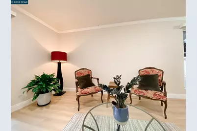 5457 Roundtree Pl #J, Concord, CA 94521 - Photo 2