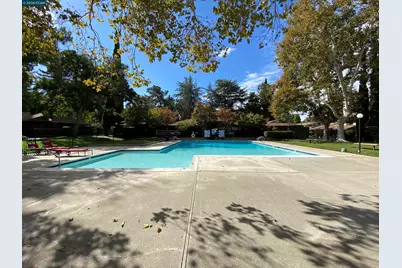 5457 Roundtree Pl #J, Concord, CA 94521 - Photo 48