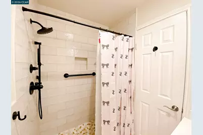 5457 Roundtree Pl #J, Concord, CA 94521 - Photo 24