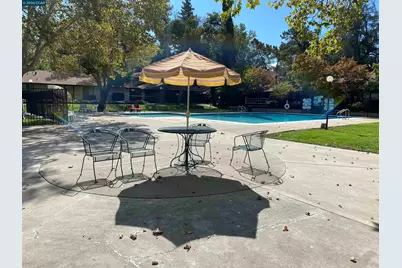 5457 Roundtree Pl #J, Concord, CA 94521 - Photo 38