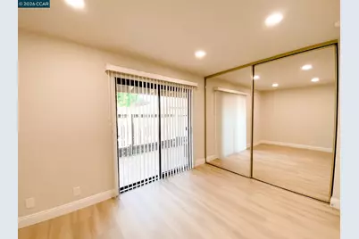 5457 Roundtree Pl #J, Concord, CA 94521 - Photo 32