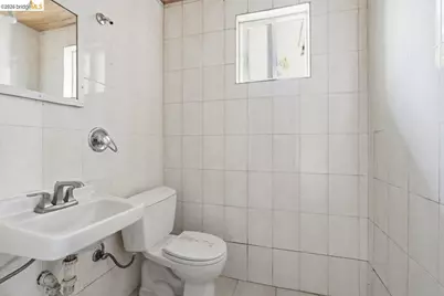 398 Macarthur Blvd, Oakland, CA 94609 - Photo 70