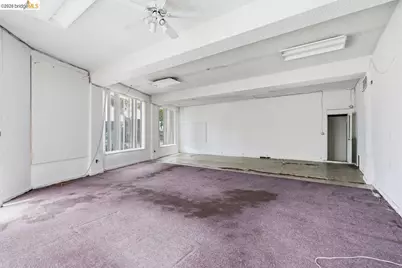 398 Macarthur Blvd, Oakland, CA 94609 - Photo 52