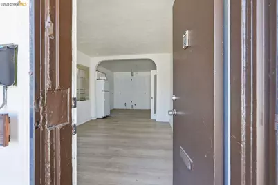 398 Macarthur Blvd, Oakland, CA 94609 - Photo 36