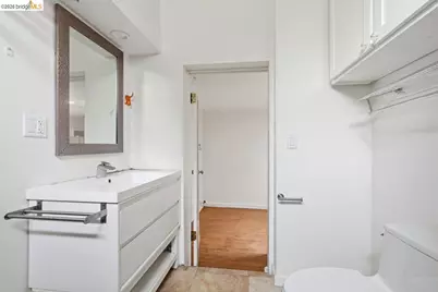 398 Macarthur Blvd, Oakland, CA 94609 - Photo 68