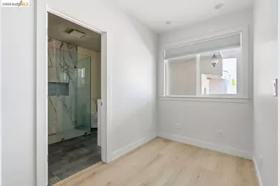 398 Macarthur Blvd, Oakland, CA 94609 - Photo 6
