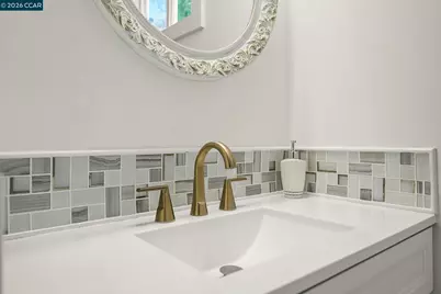 864 Coachman Pl, Clayton, CA 94517 - Photo 24