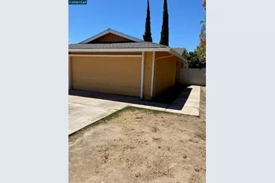 1527 Moffett Rd, Ceres, CA 95307 - Photo 6