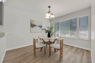 4042 Rennellwood Way, Pleasanton, CA 94566 - Photo 6