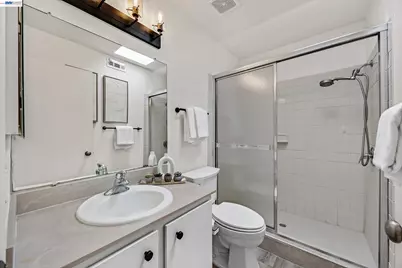 4042 Rennellwood Way, Pleasanton, CA 94566 - Photo 24
