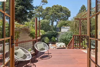 1645 Capistrano Ave, Berkeley, CA 94707 - Photo 20