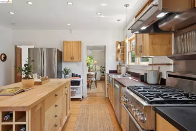 1645 Capistrano Ave, Berkeley, CA 94707 - Photo 26