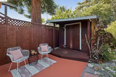 1645 Capistrano Ave, Berkeley, CA 94707 - Photo 70