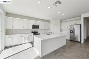 5223 Kestrel St, Antioch, CA 94531 - Photo 2