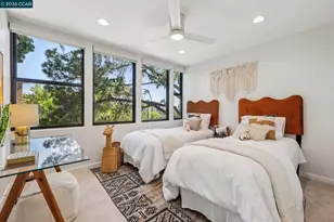 5400 Broadway Terrace, Oakland, CA 94618 - Photo 36