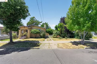 2701 Octavia St, Oakland, CA 94619 - Photo 4