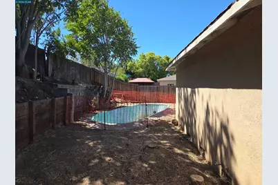 1713 Daisy Way, Antioch, CA 94509 - Photo 2