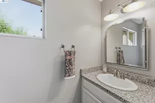 23004 Avis Ln, Hayward, CA 94541 - Photo 20