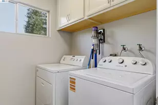 23004 Avis Ln, Hayward, CA 94541 - Photo 24