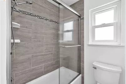 20278 Forest Ave #4, Castro Valley, CA 94546 - Photo 18