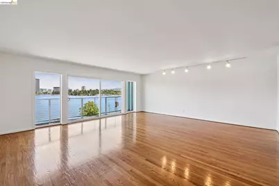 1410 Lakeshore Ave #6, Oakland, CA 94606 - Photo 4