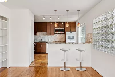 1410 Lakeshore Ave #6, Oakland, CA 94606 - Photo 14