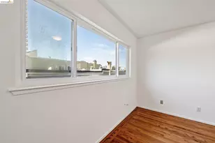 1410 Lakeshore Ave, Oakland, CA 94606 - Photo 30