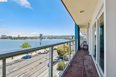 1410 Lakeshore Ave #6, Oakland, CA 94606 - Photo 8
