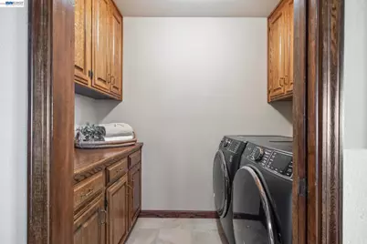 18019 Center St, Castro Valley, CA 94546 - Photo 68