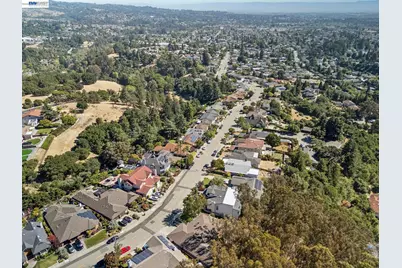 18019 Center St, Castro Valley, CA 94546 - Photo 12