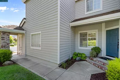 511 Suisun Ct, Clayton, CA 94517 - Photo 4