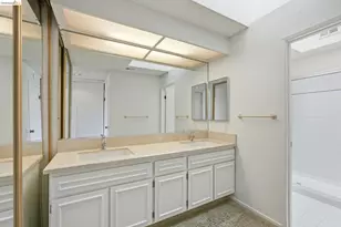 2231 Heathrow Pl, San Leandro, CA 94577 - Photo 30