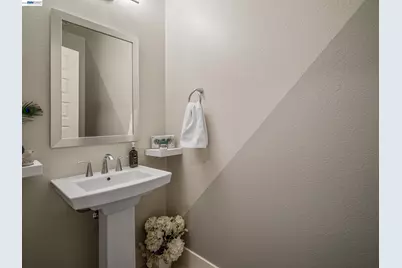 3001 Compass Ln, Roseville, CA 95747 - Photo 36