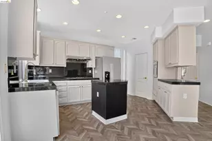 34469 Valley Oaks Loop, Union City, CA 94587 - Photo 8